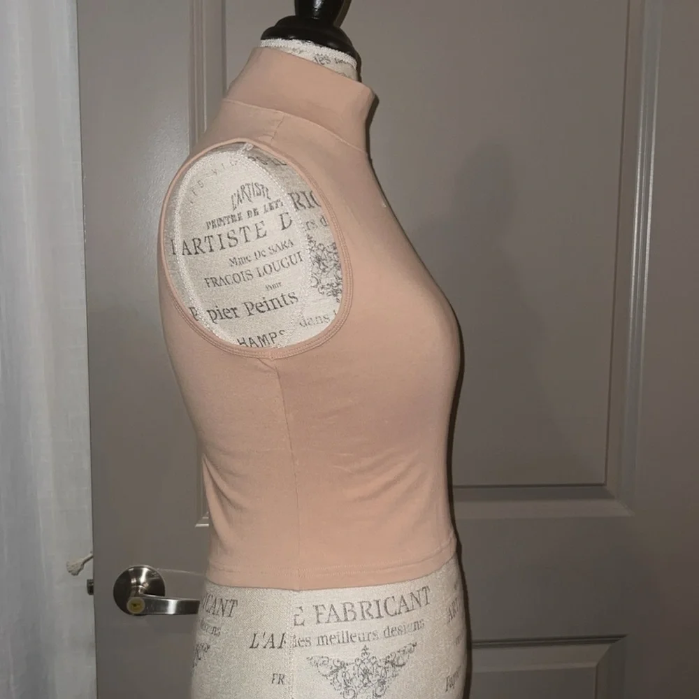 Nike Sportswear Collection Essentials Women's Sleeveless Mock Top Tan Hemp Small - Picture 5 of 11